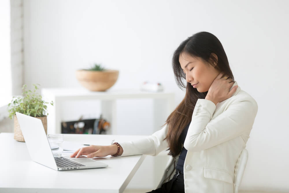 office-ergonomics-woman